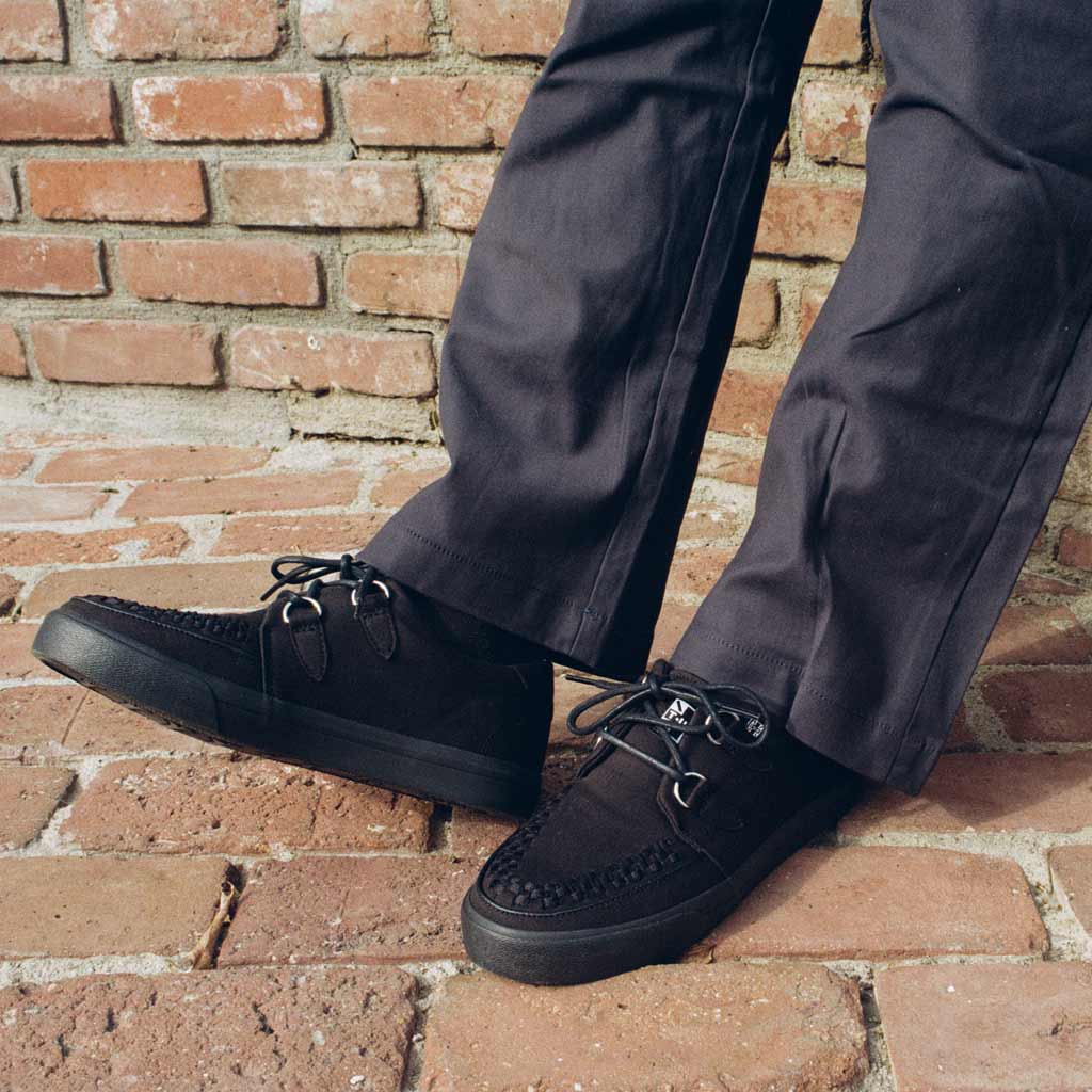 Creeper Sneaker Essential Interlace Black Canvas - Image 2