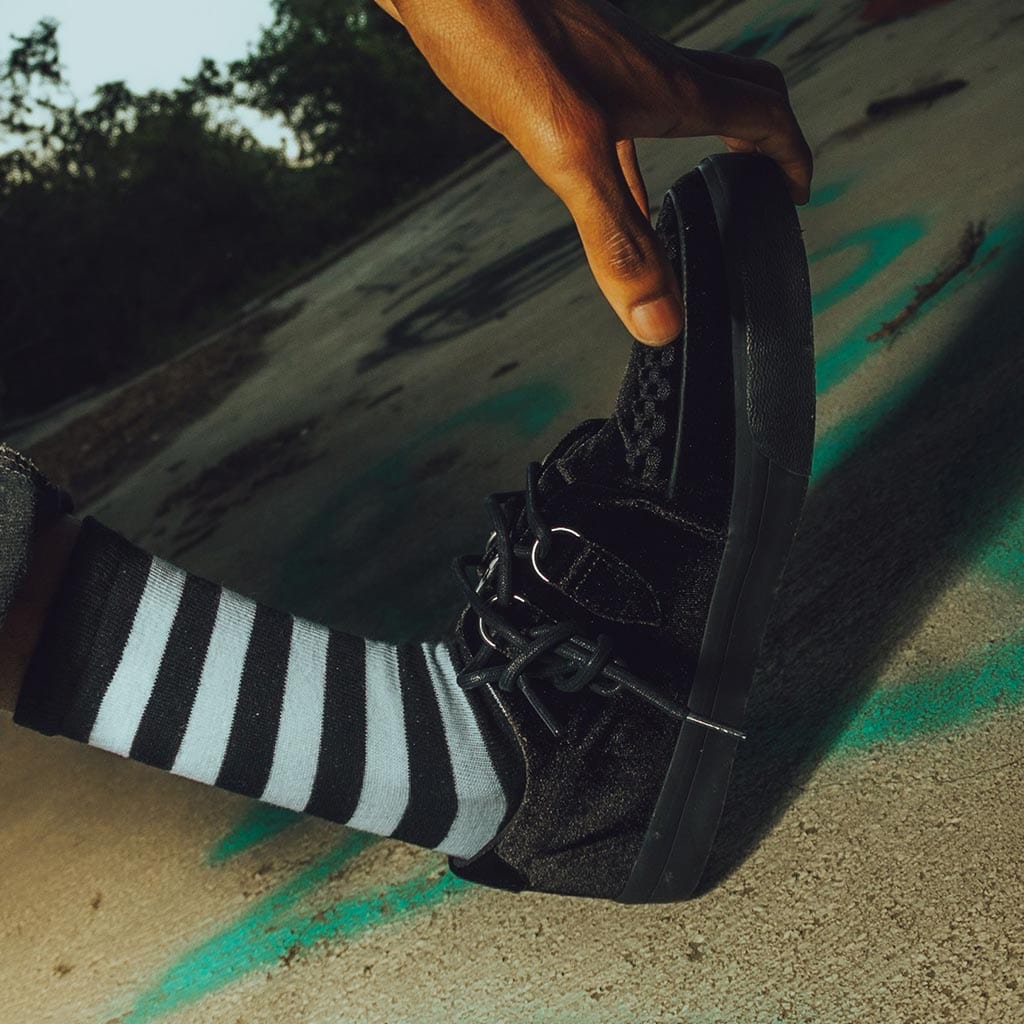 Creeper Sneaker Black Velvet - Image 2